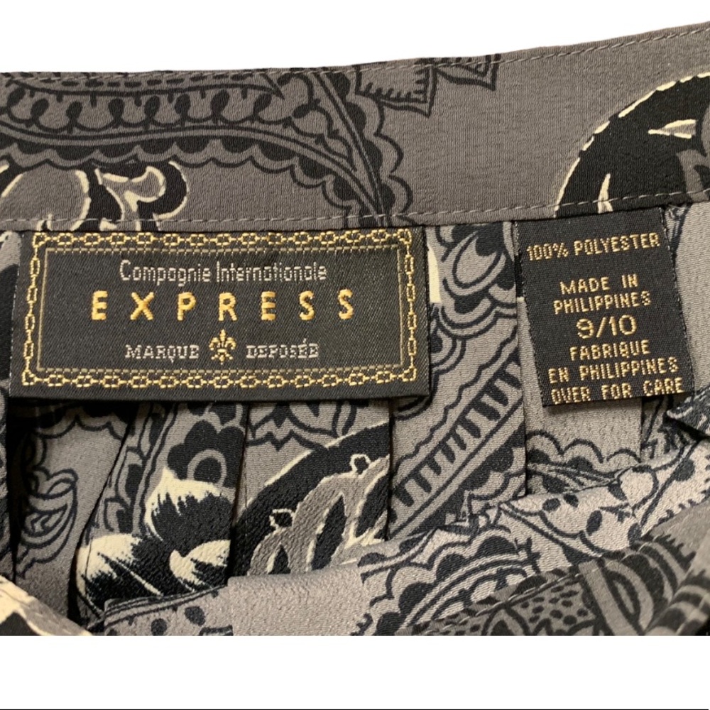 EXPRESS VINTAGE 90s Marque Déposée Gray Floral Paisley Pleated Tennis Mini Skirt - Picture 5 of 8